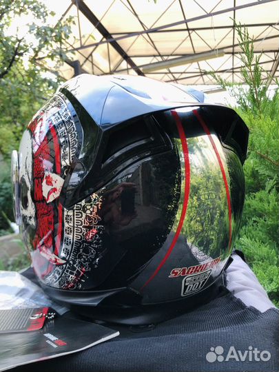 Мото шлем Icon Sacrifice (S)