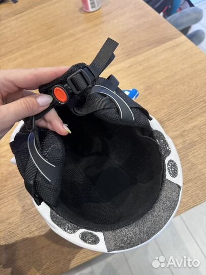 Шлем uvex и очки светлые