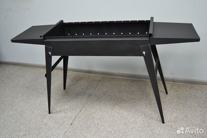 Мангал с крышкой Venturo