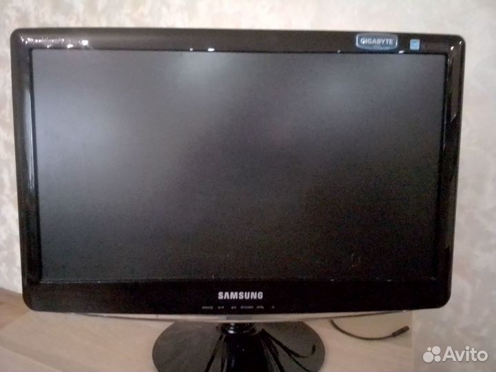 Монитор Самсунг 20