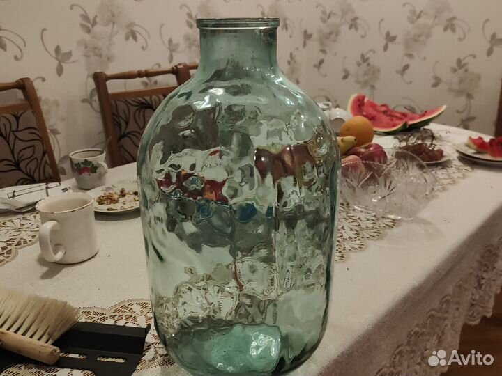 Бутыль примерно на 12-15 литров