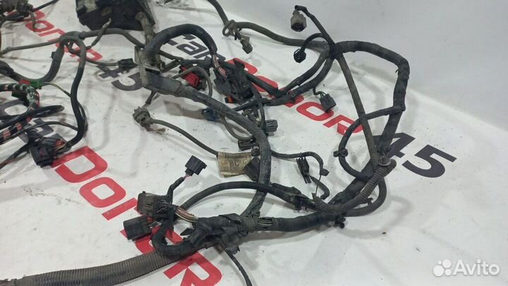 Блок предохранителей с проводкой б/у для Ford C-Ma