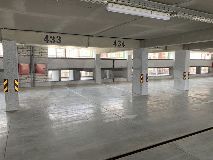 Машиноместо, 15 м²