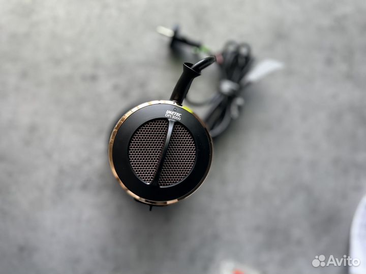 Фен-диффузор Belissima для кудрявых волос