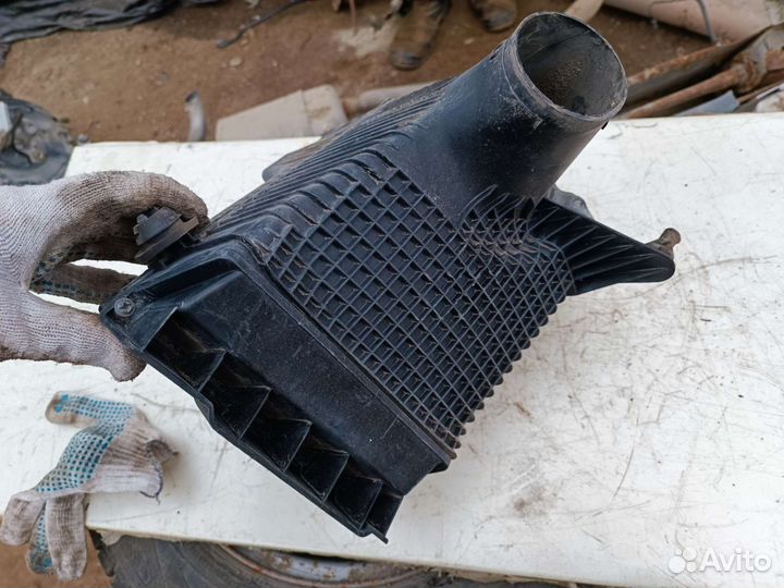 Корпус воздушного фильтра Рено Меган 2. 1.6 л. 05г