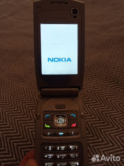 Nokia N71