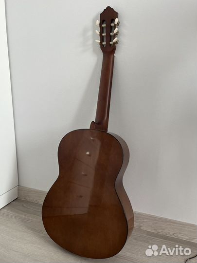 Классическая гитара yamaha c40