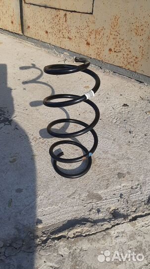 Пружина передняя шкода октавия А7, 5Q0411105HJ