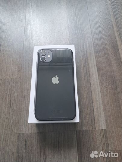 iPhone 11, 64 ГБ