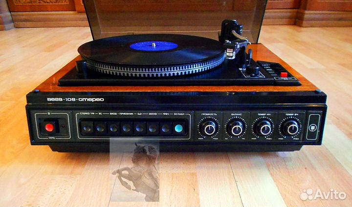 Проигрыватель Мелодия Кантата Элегия