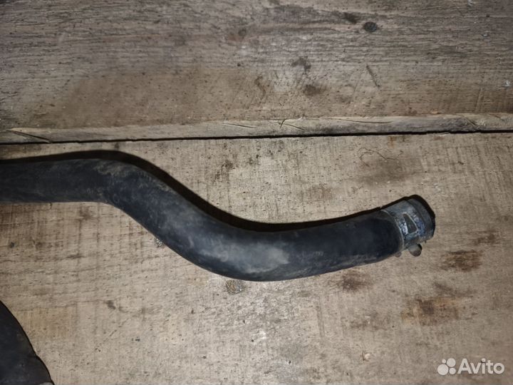 Патрубки охлаждения тнвд Toyota Hilux Surf 1991г