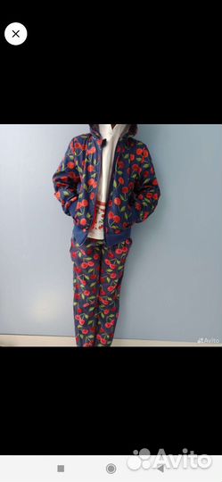 Костюм. Брюки кофта ветровка