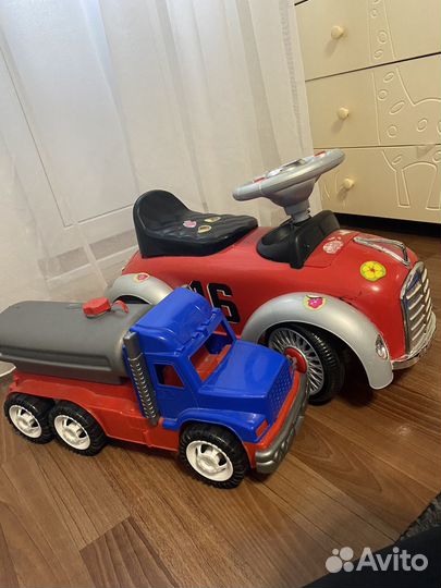 Машинка-каталка и бензовоз