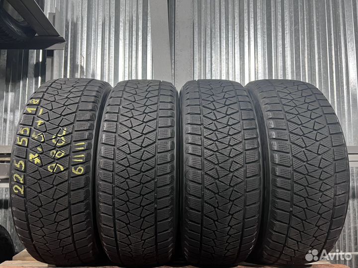 Bridgestone Blizzak DM-V2 225/55 R18 98Q
