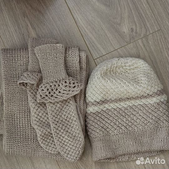 Комплект шапка и шарф женские