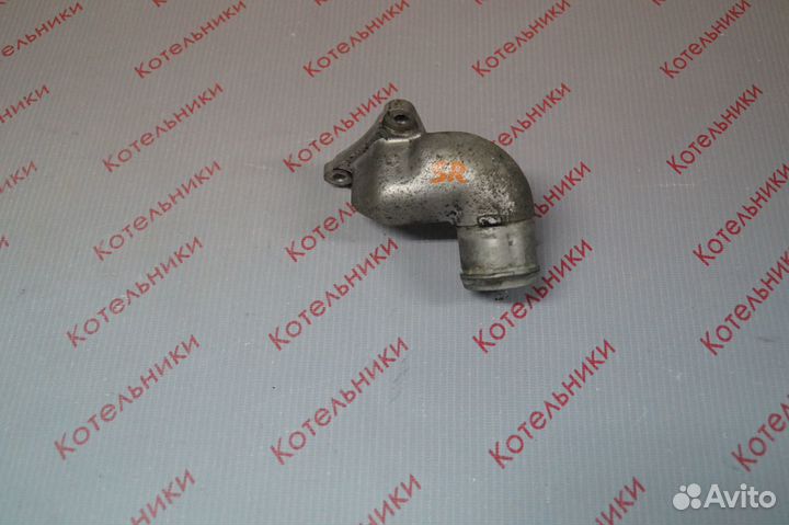 Nissan 11060-2F200 Фланец системы охлаждения