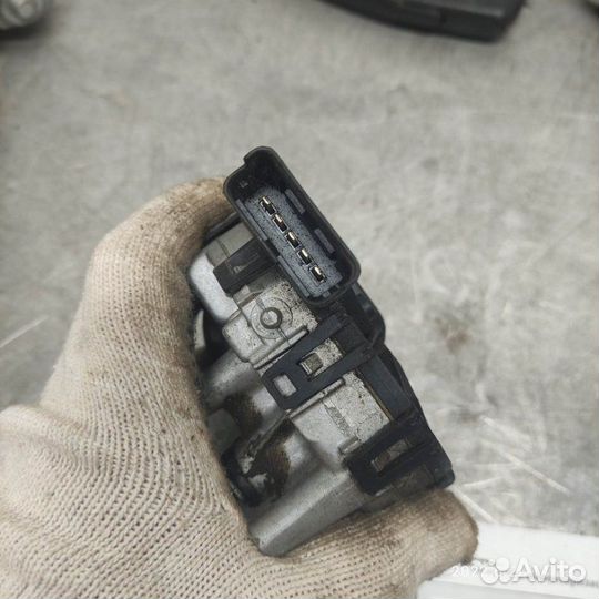 Мотор стеклоочистителя передний Renault Logan K7J