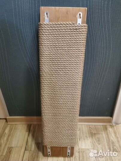 Когтеточка для кошек настенная