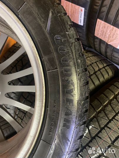 Goodyear UltraGrip Performance+ 245/50 R18 104V