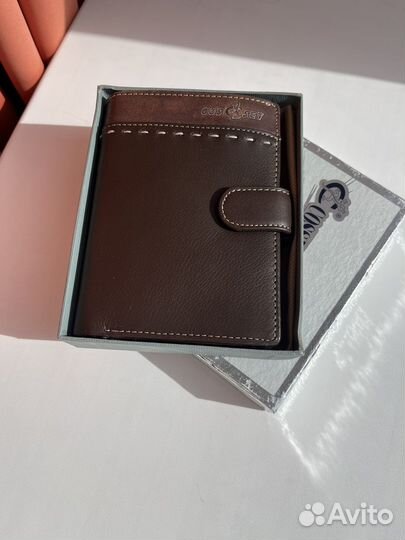 Бумажник мужской кожаный