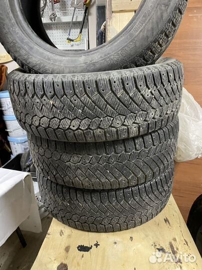 Gislaved Nord Frost 200 215/6 R17