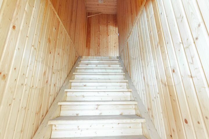 Дом 131 м² на участке 9 сот.