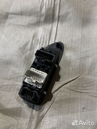 Кнопки стеклоподъемников renault laguna 2