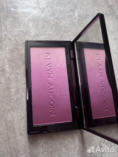 Kevyn aucoin румяна