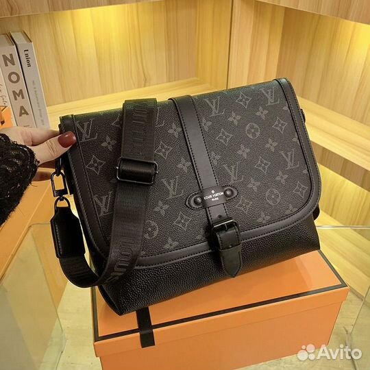 Сумка Louis Vuitton через плечо / Портфель А4