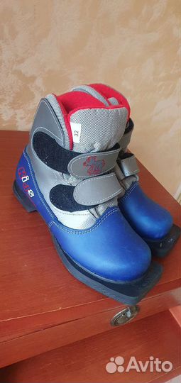 Лыжные ботинки,Лыжи и палки