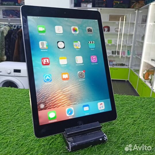Планшет Apple iPad Air WiFi + SIM A1475 16GB