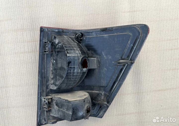Фонарь задний левый Jeep Grand Cherokee wk