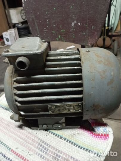 Электродвигатель