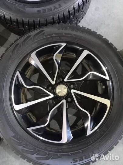 R17 Nokian Tyres Nordman 7 SUV 215/60, PCD 5x114.3 DIA 67.1