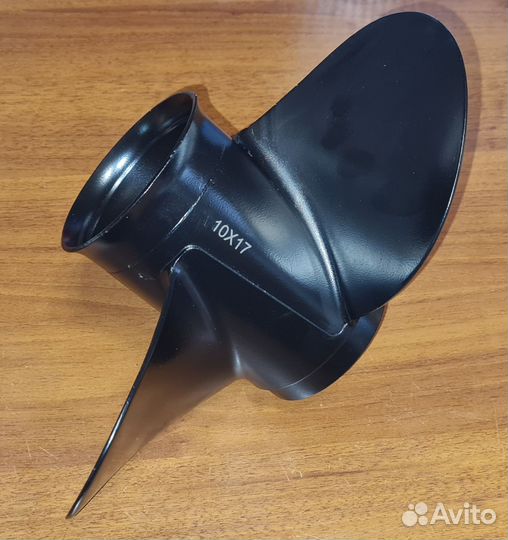 Винт Mercury 25-70 (3x10x17)