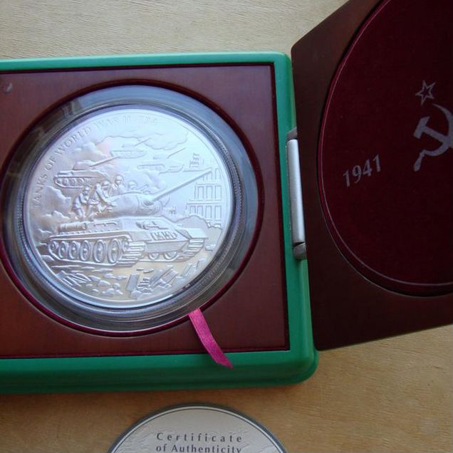 Либерия 2008 Танк Т-34 1 кг Килограмм Серебро