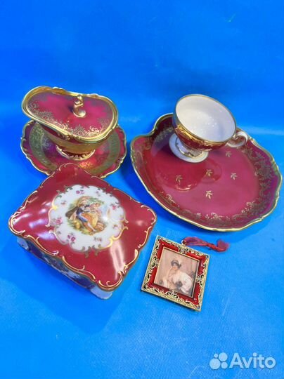 Тарелка с чашкой эгоист пурпут 24кр золочение