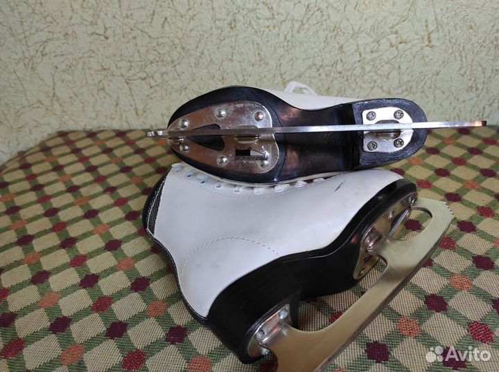 Коньки фигурные 28 размер Tecno pro, б/у