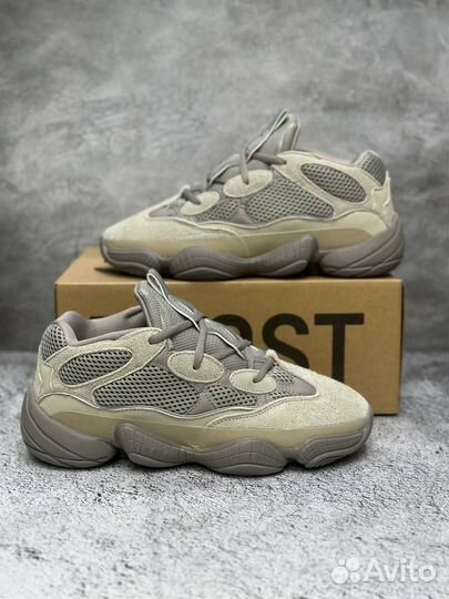 Кроссовки Adidas Yeezy Boost 500