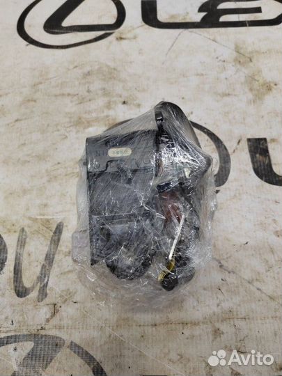 Ремень безопасности Toyota Land Cruiser Prado