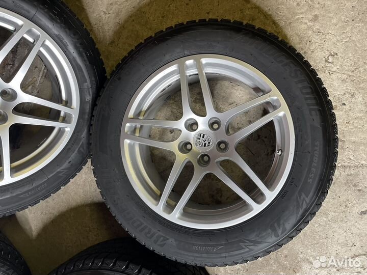 Зимний комплект колес для Porsche Macan r18