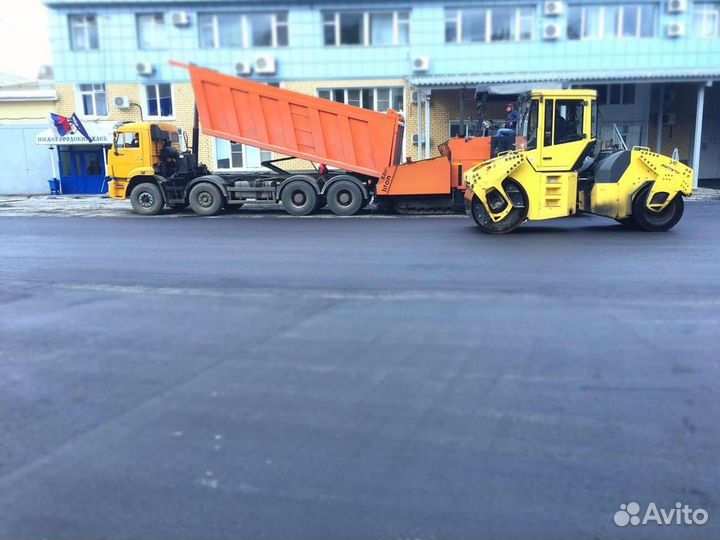 Асфальтирование дорог. Укладка асфальта. Асфальт