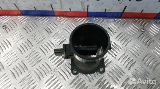 Расходомер воздуха бензиновый nissan almera N16 (A