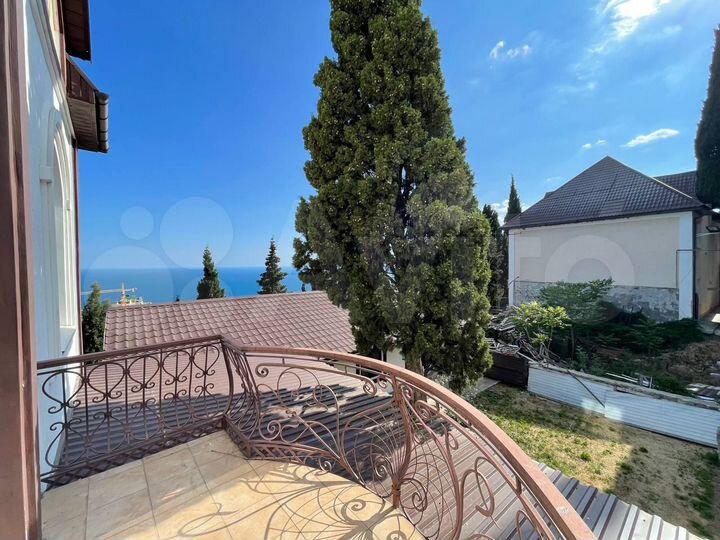 Дом 110,5 м² на участке 8 сот.