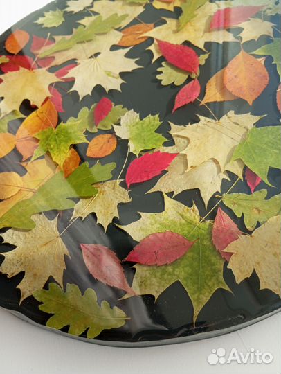 Сервировочное блюдо из эпоксидной смолы