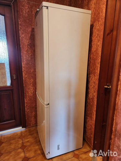 Холодильник Indesit SB185.027