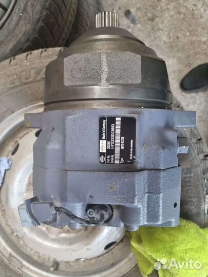 Гидронасос хода