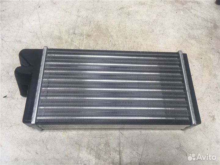 Радиатор отопителя Audi 100 C4 1991-1994 142P