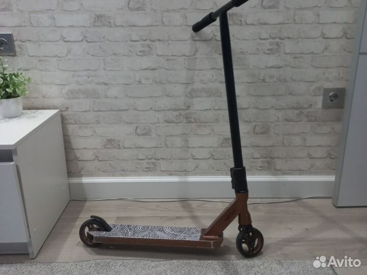 Трюковой самокат