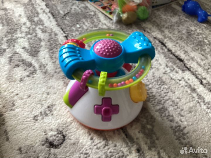 Развивающие игрушки